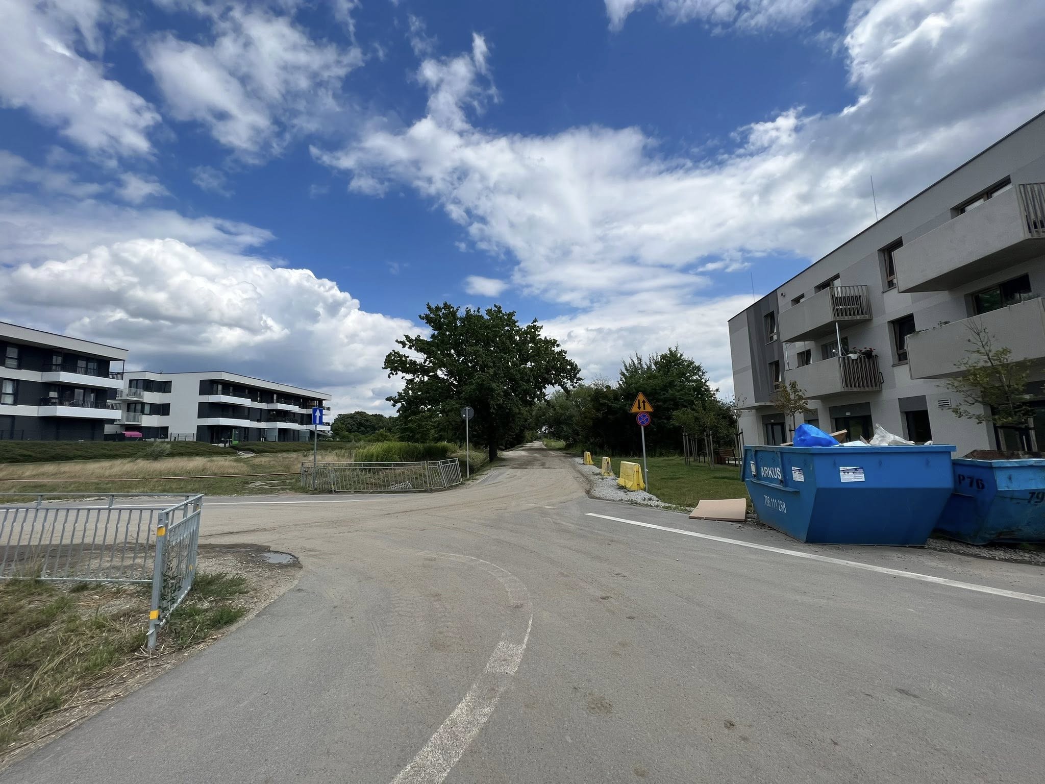 Projekt ulicy Dywizjonu 303 zlecony. Będzie rezerwa pod tramwaj i nowe skrzyżowanie na Psim Polu