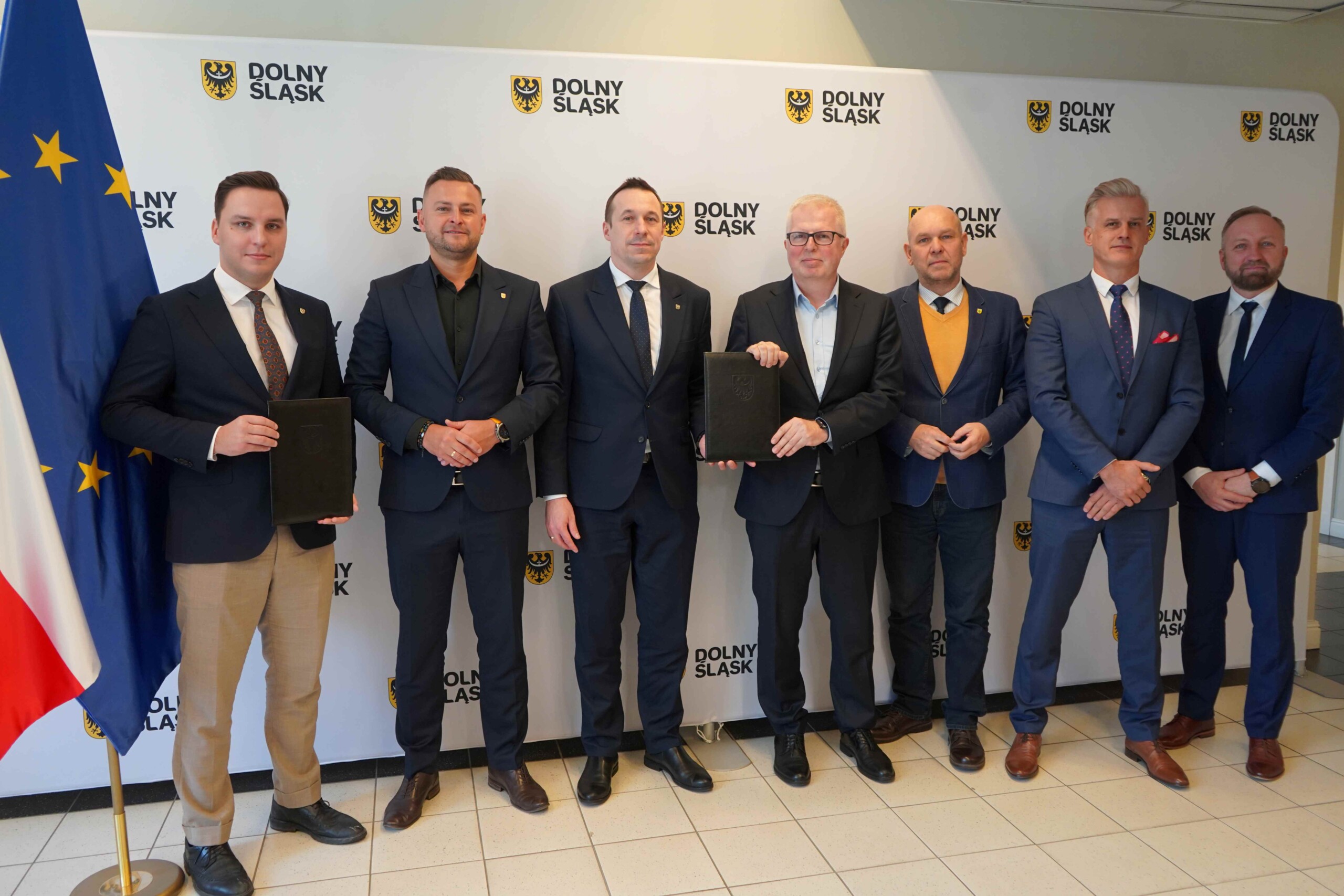 Umowa podpisana! Obwodnica Obornik Śląskich za 86 milionów złotych powstanie w trzy lata