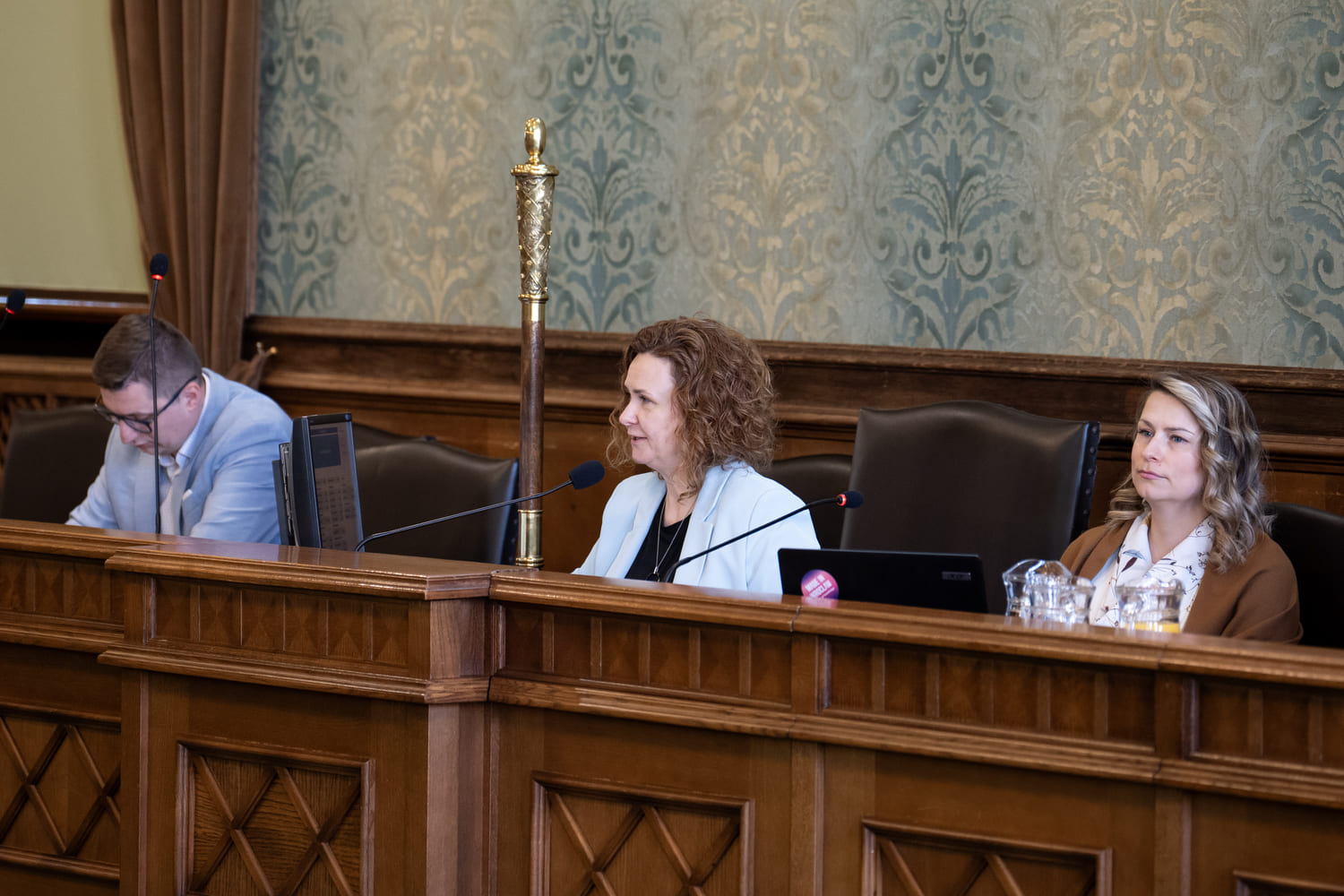 Wrocław po sesji Rady Miejskiej – Zielona energia, ochrona modernizmu i honorowe obywatelstwo